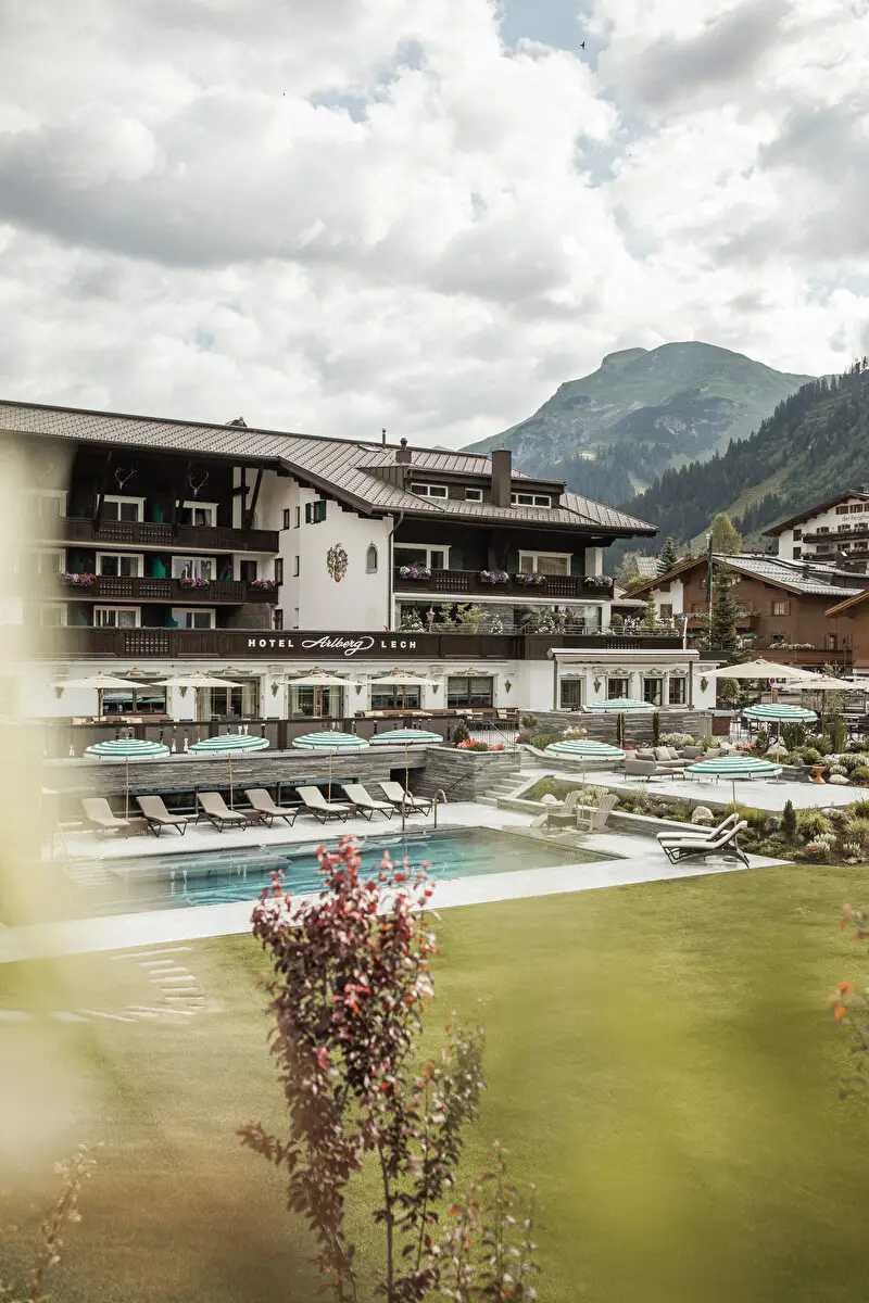 Arlberg Hotel — Glatz Alexo installation photo 3