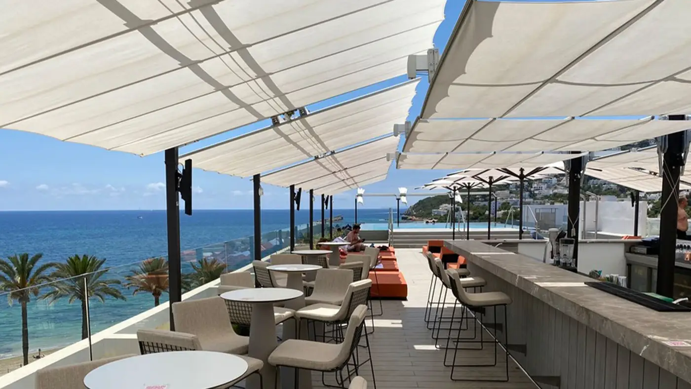 W Hotel Pool Deck — FIM Flexy Large installation photo 4